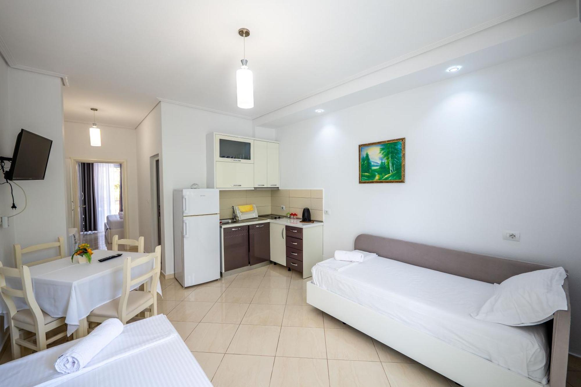 Apartments Margarita Ksamil Exterior photo
